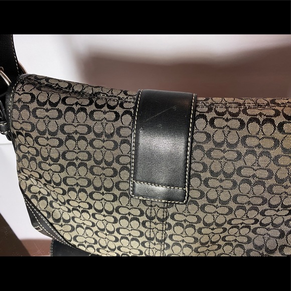 Coach logo’d short shoulder bag/matching wallet - Picture 4 of 7